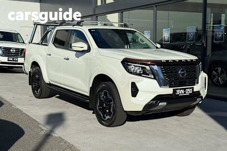 White 2022 Nissan Navara Dual Cab Pick-up ST-X (4X4) Leather/NO Sunroof
