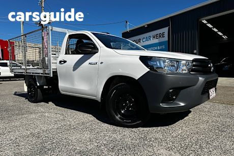 White 2017 Toyota Hilux Cab Chassis Workmate