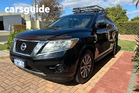 Black 2014 Nissan Pathfinder Wagon ST (4X2)