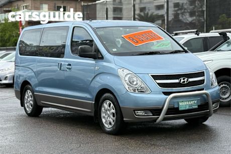 Blue 2011 Hyundai Imax Wagon