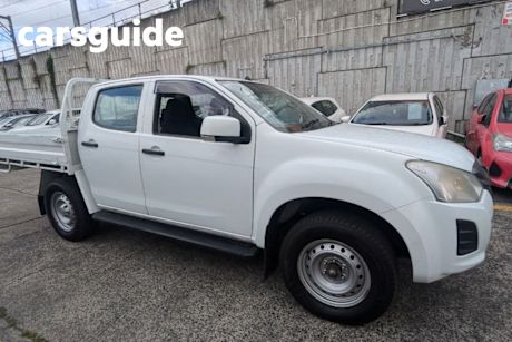 White 2019 Isuzu D-MAX Cab Chassis SX (4X4)