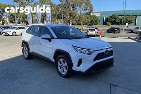 White 2019 Toyota RAV4 Wagon GX (2WD)