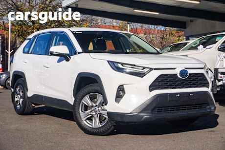 White 2022 Toyota RAV4 Wagon GX (awd) Hybrid