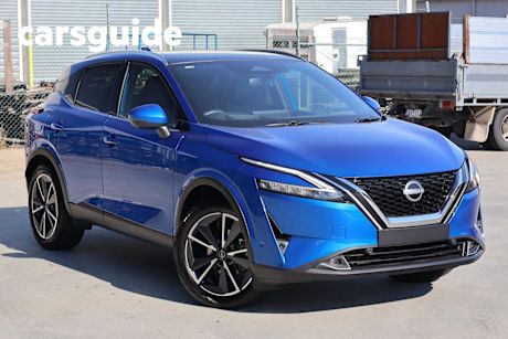 Blue 2024 Nissan Qashqai Wagon TI