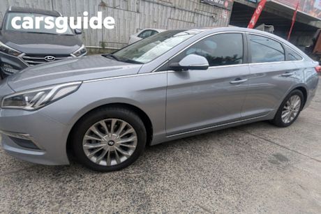 Silver 2017 Hyundai Sonata Sedan Active