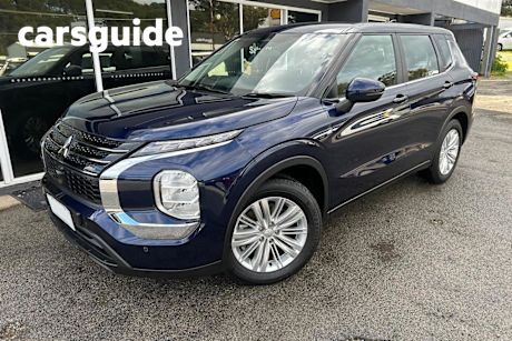 Blue 2023 Mitsubishi Outlander Wagon ES 2WD