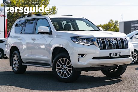 White 2018 Toyota Prado Wagon