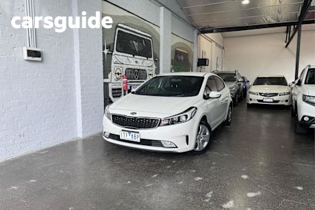 White 2017 Kia Cerato Sedan S (AV)