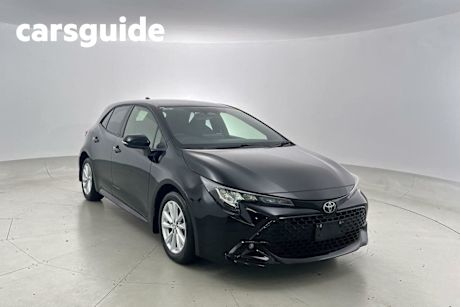 Black 2024 Toyota Corolla Hatchback SX