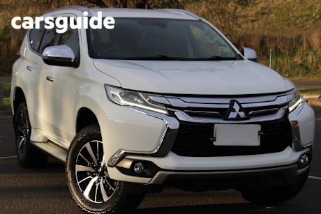 White 2016 Mitsubishi Pajero Sport Wagon GLS (4X4)
