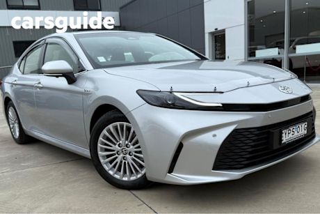 White 2024 Toyota Camry Sedan Ascent Hybrid