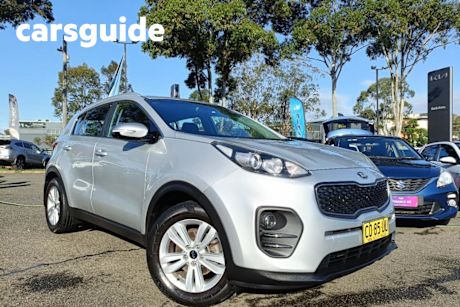Silver 2017 Kia Sportage Wagon SI (fwd)