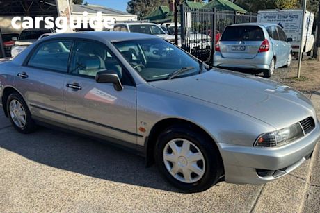 Silver 2003 Mitsubishi Magna Sedan Executive