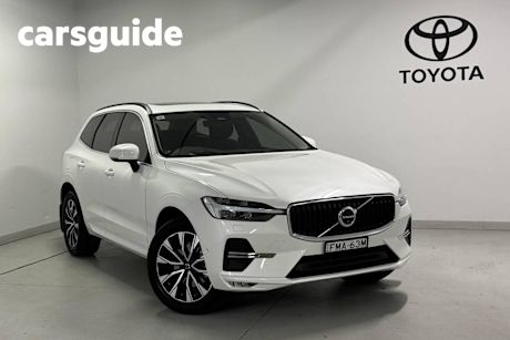 White 2023 Volvo XC60 Wagon Plus B5 Mhev