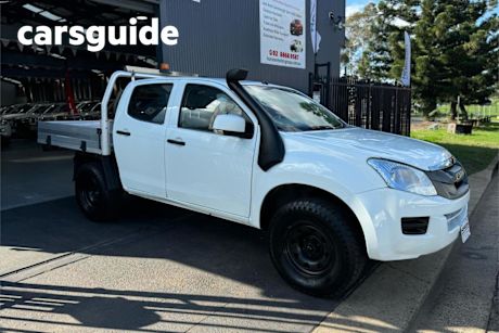 White 2016 Isuzu D-MAX Crew Cab Chassis SX (4X4)