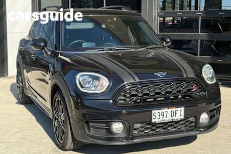 Black 2018 Mini Countryman Wagon Cooper S