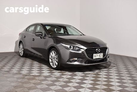 Grey 2018 Mazda 3 Sedan SP25