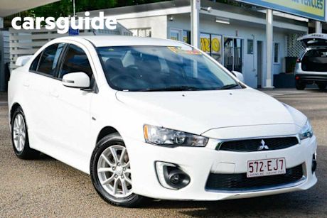 White 2015 Mitsubishi Lancer Sedan ES Sport