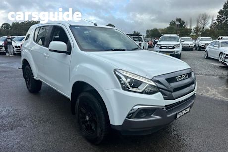 White 2018 Isuzu MU-X Wagon LS-M (4X2)