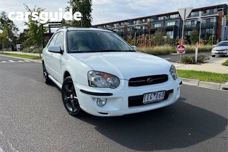 White 2005 Subaru Impreza Hatchback GX (awd)