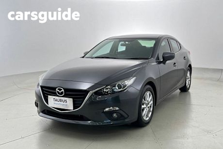 Grey 2015 Mazda 3 Sedan Maxx