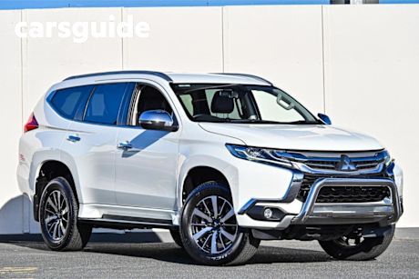 White 2016 Mitsubishi Pajero Sport Wagon GLS (4X4) 7 Seat
