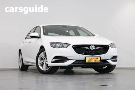 White 2019 Holden Commodore Liftback LT (5YR)