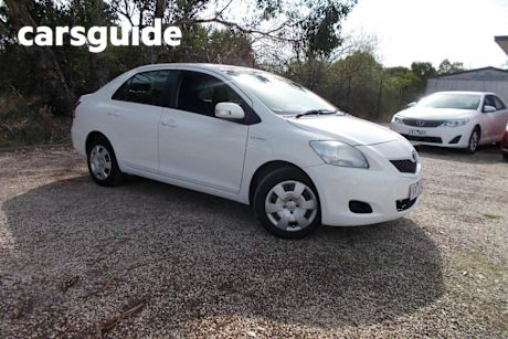 White 2008 Toyota Yaris Sedan YRS