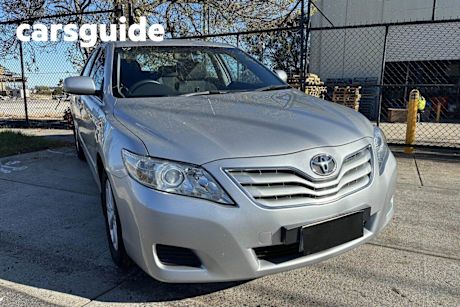 Silver 2010 Toyota Camry Sedan Altise