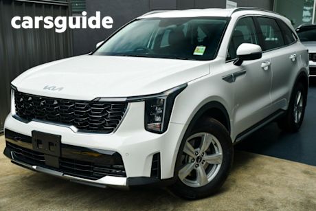 White 2025 Kia Sorento Wagon S 7 Seat