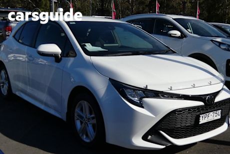 White 2019 Toyota Corolla Hatchback Ascent Sport