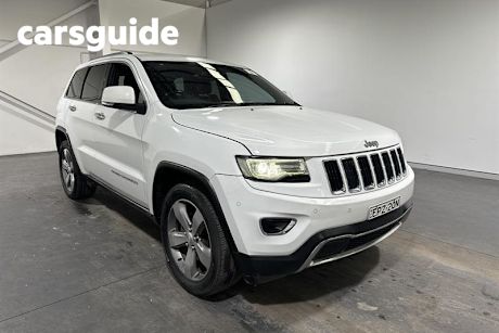 White 2013 Jeep Grand Cherokee Wagon Limited (4X4)