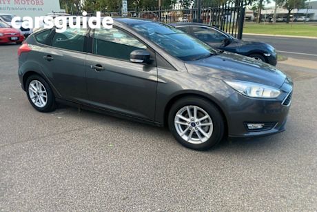 Grey 2016 Ford Focus Hatchback Trend