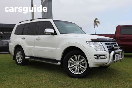 White 2016 Mitsubishi Pajero Wagon GLS LWB (4X4)