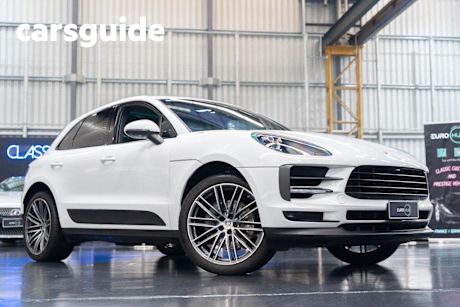 White 2020 Porsche Macan Wagon S
