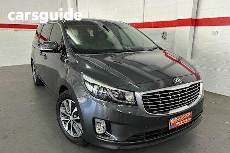 Grey 2017 Kia Carnival Wagon SLI