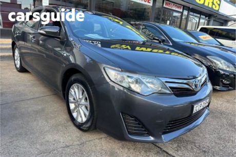 Grey 2012 Toyota Camry Sedan Hybrid H