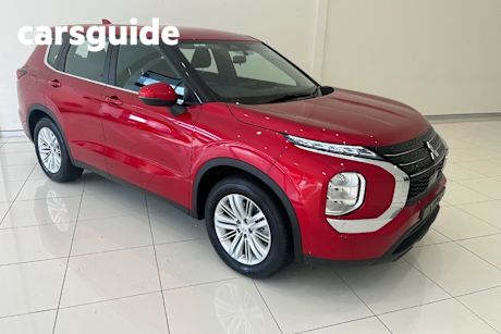 Red 2023 Mitsubishi Outlander Wagon ES 7 Seat (2WD)