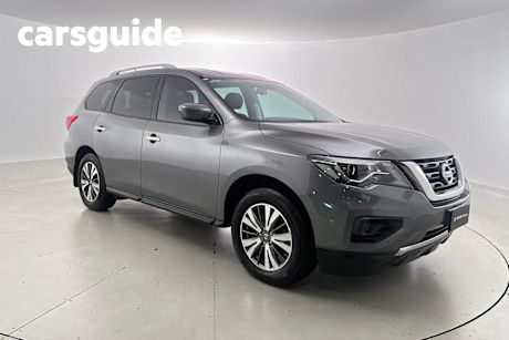 Grey 2017 Nissan Pathfinder Wagon ST (4X2)