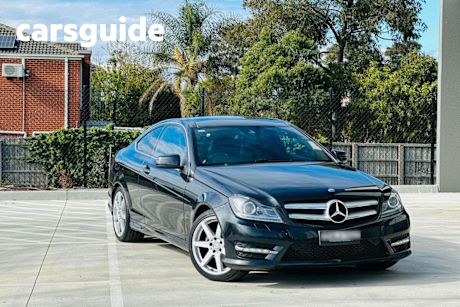 Black 2015 Mercedes-Benz C-CLASS Coupe C180 Avantgarde C204