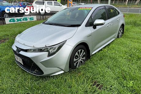 Silver 2019 Toyota Corolla Sedan Ascent Sport (hybrid)