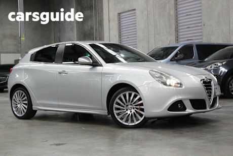 Silver 2012 Alfa Romeo Giulietta Hatchback 2.0 JTD-M