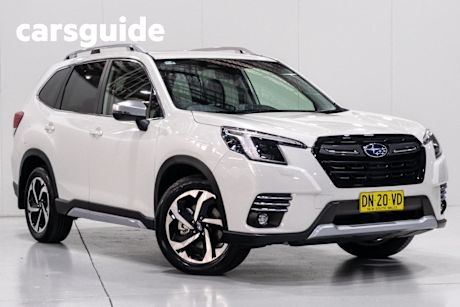 White 2024 Subaru Forester Wagon 2.5I-S (awd)
