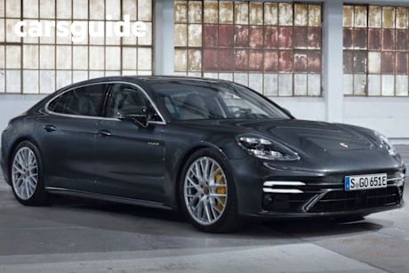 2025 Porsche Panamera Sedan
