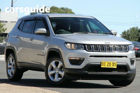 Grey 2018 Jeep Compass Wagon Sport (fwd)
