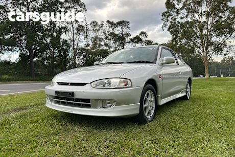 Silver 2000 Mitsubishi Lancer Coupe MR