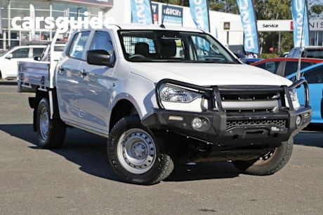 White 2021 Isuzu D-MAX Crew Cab Chassis SX (4X4)