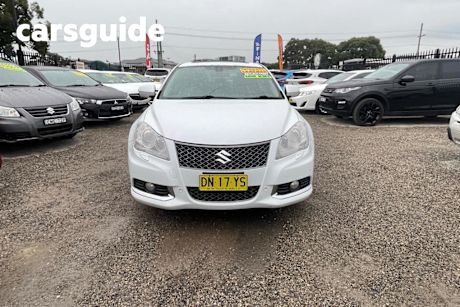 White 2013 Suzuki Kizashi Sedan SPORT AWD FR MY13
