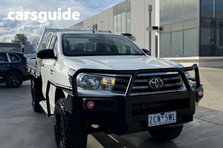 White 2020 Toyota Hilux Cab Chassis SR (4X4)