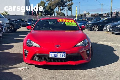 Red 2017 Toyota 86 Coupe GTS